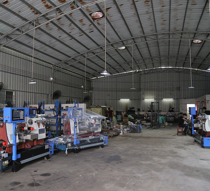 數(shù)控旋壓機 數(shù)控旋壓機